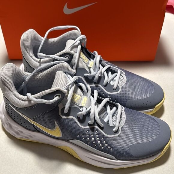 Nike Basketball Shoes Mens 13 Gray - Picture 1 of 6